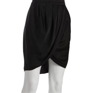 🍋3 for $20🍋 New BCBG MAXAZRIA Black Lightweight Tulip Skirt Size XS